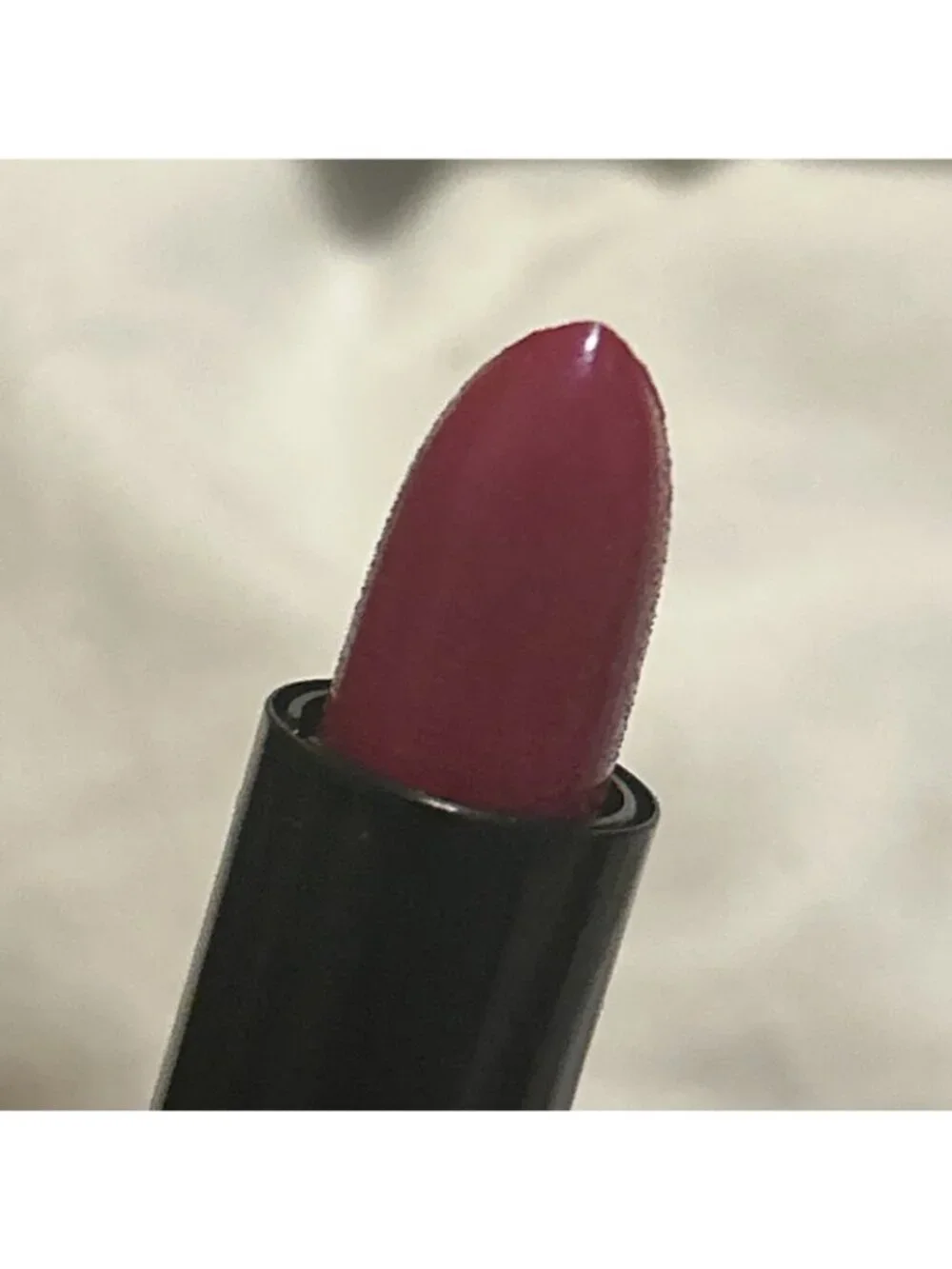 NYX Round Lipstick LSS 521 CHLOE - NEW